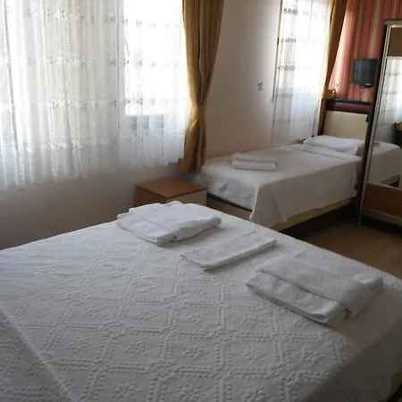 Kamelya Hotel *